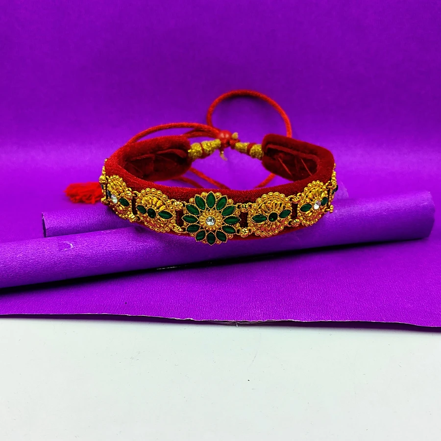 Traditional Uttarakhandi Guloband