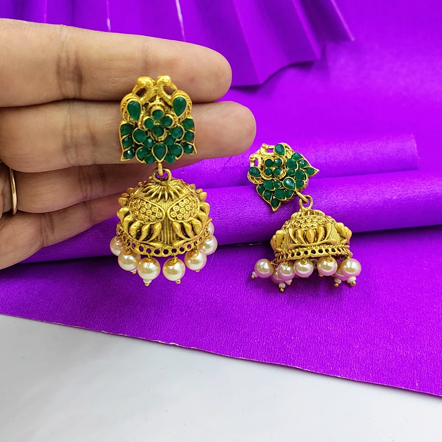 Crazyhoor Traditional Kemp Jhumka With Green Beads