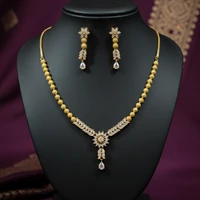 Premium Quality Vintage Style Kemp Flower Short Neckpiece