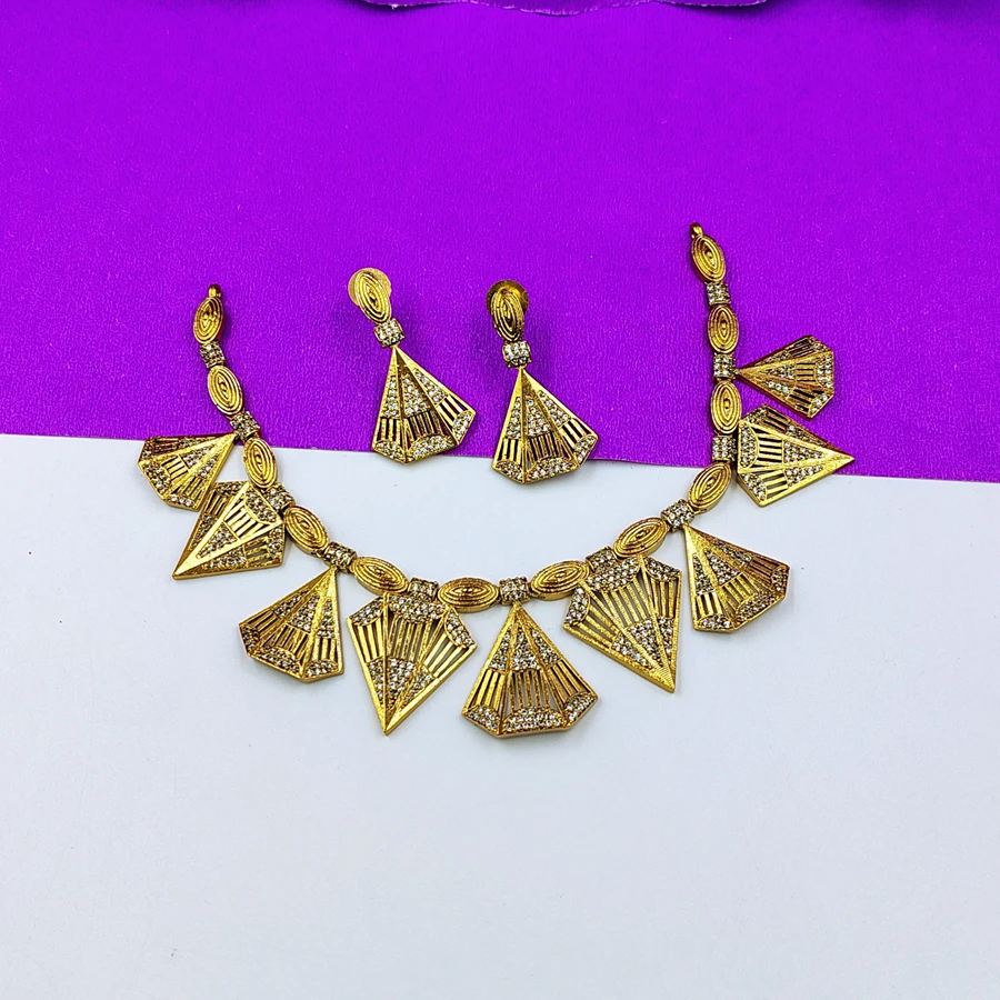 Beautiful AD Nano Stone Cutting Necklace