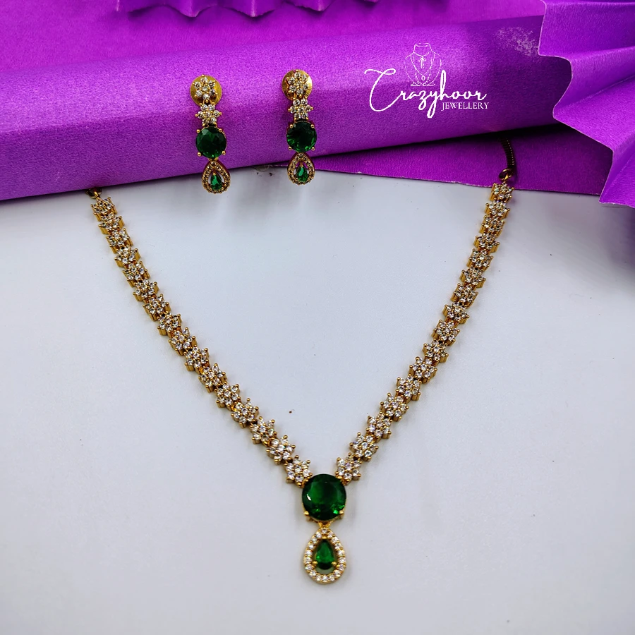 Premium Quality WHITE STONE AD MOTIF FREE TEAR Necklace Set