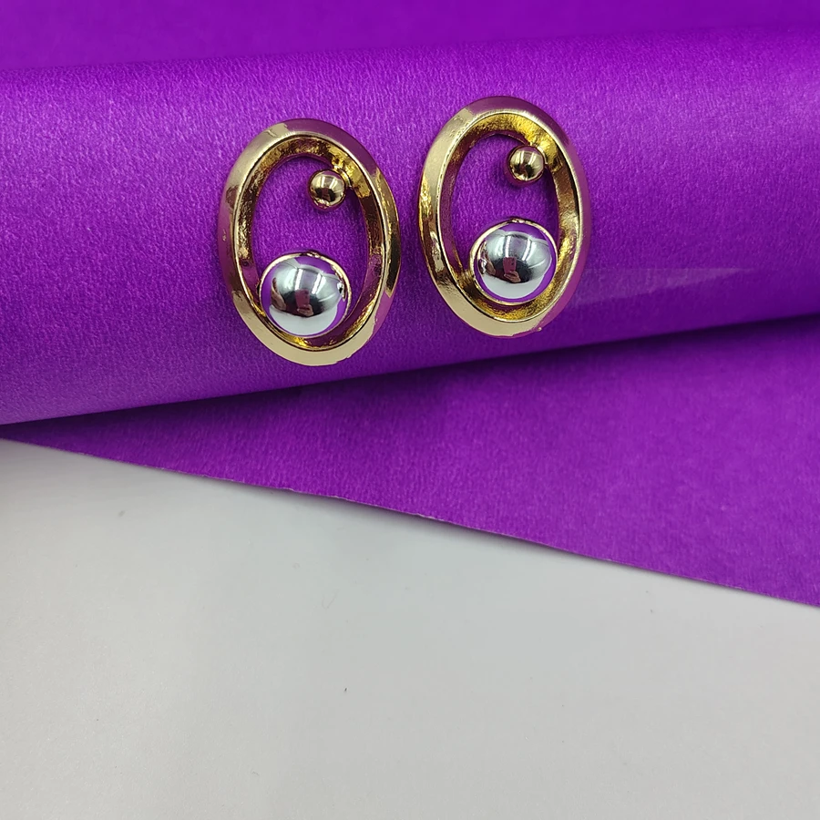 Crazyhoor Unique Round Cut Trending Studs