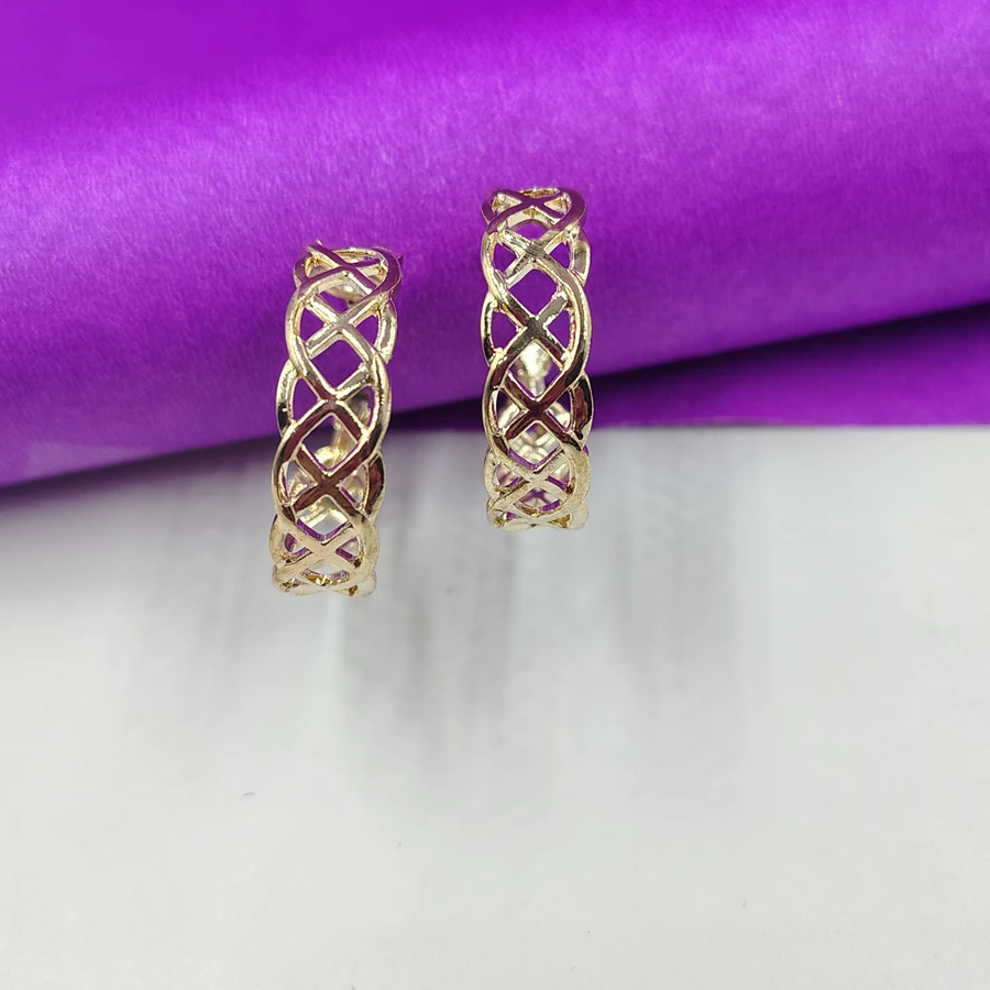 Crazyhoor Twisted Rope Design Rosegold Loop Earring