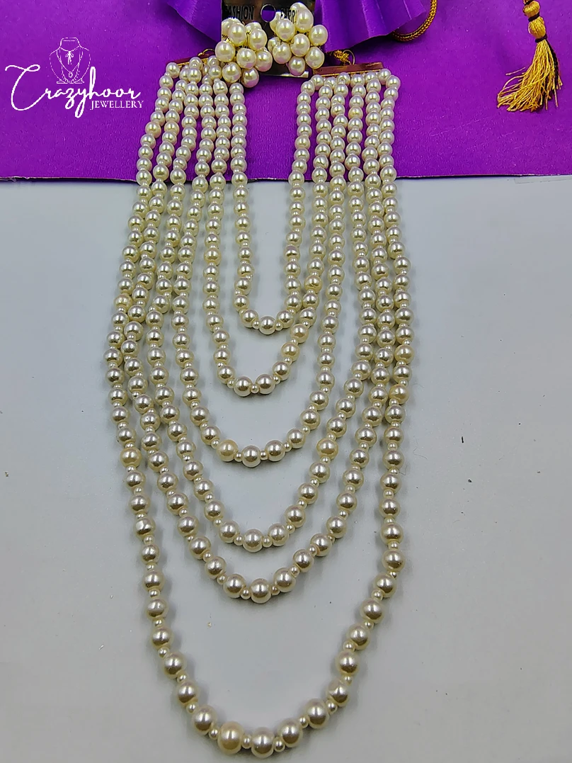 Stylish Mulilayer Pearl Necklace