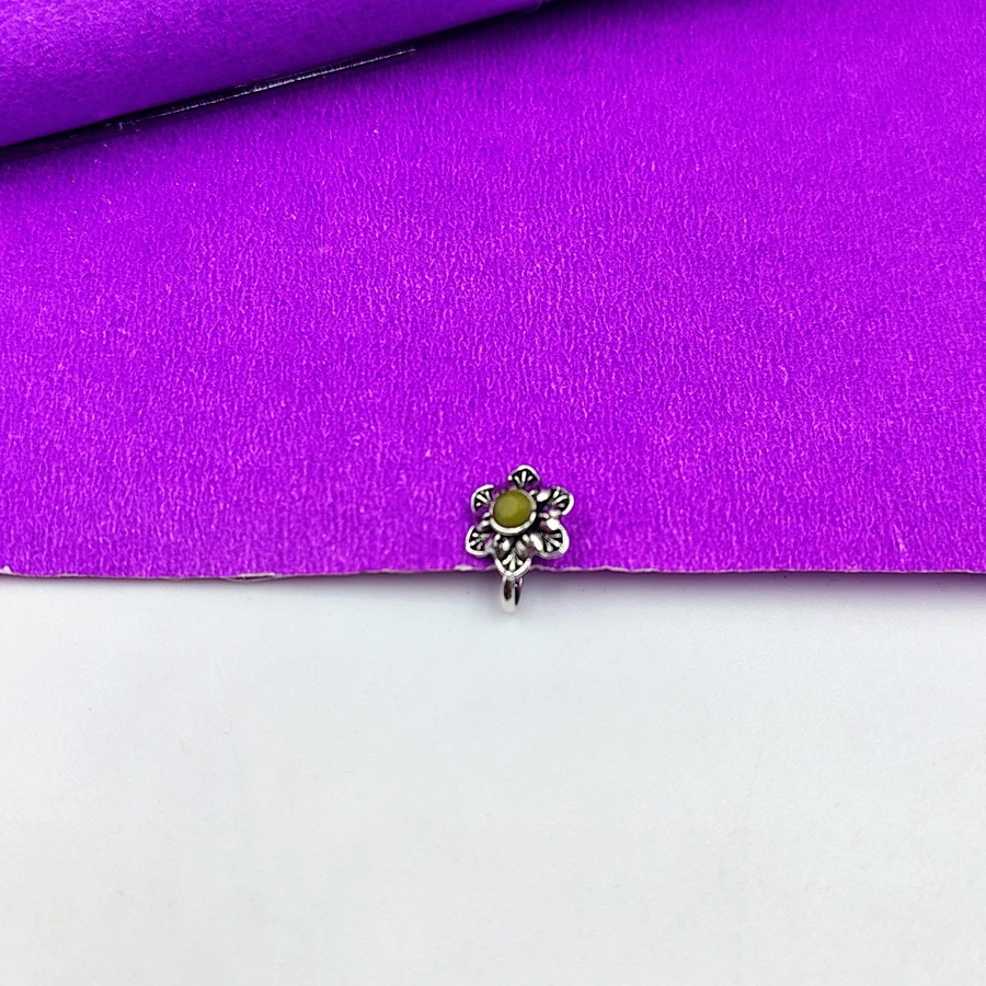 Glimsy Floral Oxidised Nose PIN