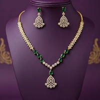 Premium Quality oval shape Style Kemp Flower Short Neckpiece